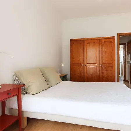 Sunny Flat View By Homing *